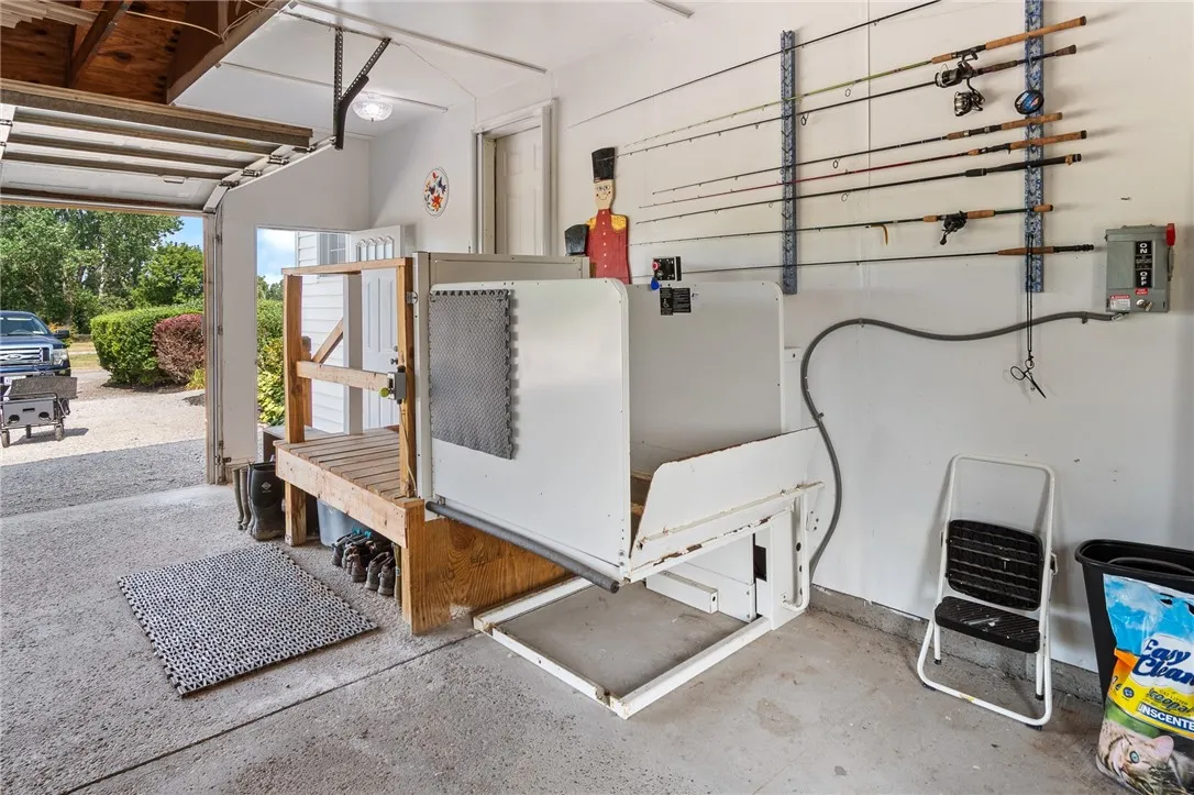 2569 Wheeler Station Road, East Bloomfield, New Yo, East Bloomfield, New York 14469, 4 Bedrooms Bedrooms, 9 Rooms Rooms,3 BathroomsBathrooms,Residential,Closed,2569 Wheeler Station Road, East Bloomfield, New Yo,0,R1622712