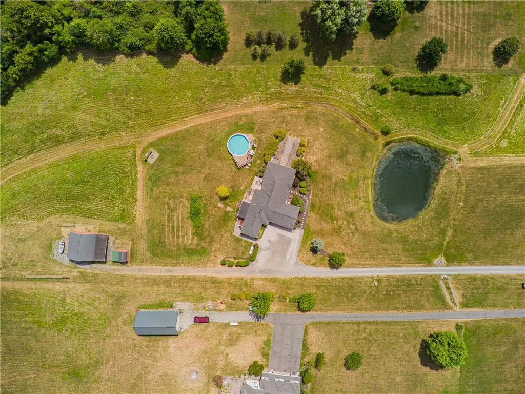 2569 Wheeler Station Road, East Bloomfield, New Yo, East Bloomfield, New York 14469, 4 Bedrooms Bedrooms, 9 Rooms Rooms,3 BathroomsBathrooms,Residential,Closed,2569 Wheeler Station Road, East Bloomfield, New Yo,0,R1622712