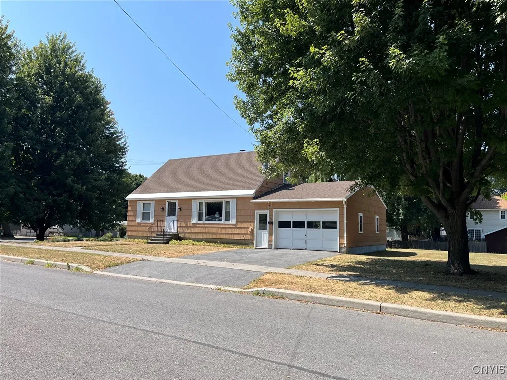 207 Wyoming Avenue, Watertown City, New York 13601, Watertown City, New York 13601, 3 Bedrooms Bedrooms, 6 Rooms Rooms,1 BathroomBathrooms,Residential,Closed,207 Wyoming Avenue, Watertown City, New York 13601,0,S1631227