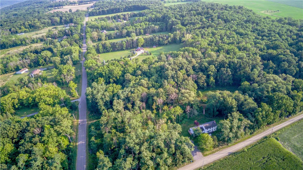 5182 Hunt Hill Road, Groveland, New York 14454, Groveland, New York 14454, 4 Bedrooms Bedrooms, 7 Rooms Rooms,1 BathroomBathrooms,Residential,Closed,5182 Hunt Hill Road, Groveland, New York 14454,0,R1631312