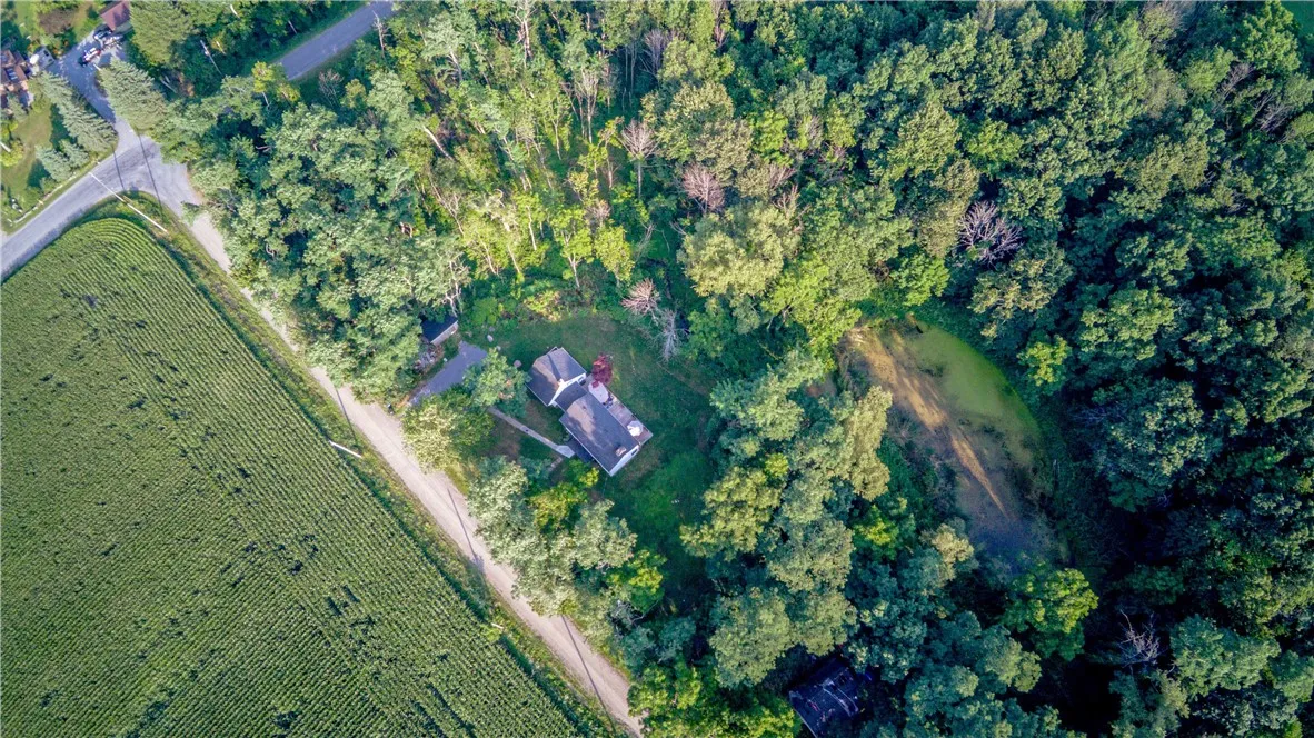 5182 Hunt Hill Road, Groveland, New York 14454, Groveland, New York 14454, 4 Bedrooms Bedrooms, 7 Rooms Rooms,1 BathroomBathrooms,Residential,Closed,5182 Hunt Hill Road, Groveland, New York 14454,0,R1631312