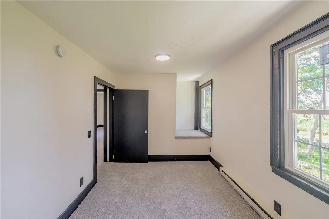 5182 Hunt Hill Road, Groveland, New York 14454, Groveland, New York 14454, 4 Bedrooms Bedrooms, 7 Rooms Rooms,1 BathroomBathrooms,Residential,Closed,5182 Hunt Hill Road, Groveland, New York 14454,0,R1631312