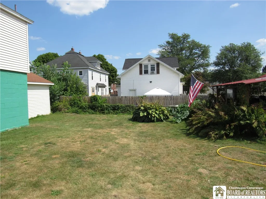 118 East Falconer Street, Ellicott, New York 14733, Ellicott, New York 14733, 3 Bedrooms Bedrooms, 8 Rooms Rooms,1 BathroomBathrooms,Residential,Closed,118 East Falconer Street, Ellicott, New York 14733,0,R1631222