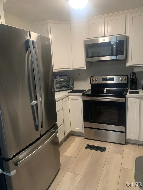 285 Cedar Court, Van Buren, New York 13027, Van Buren, New York 13027, 3 Bedrooms Bedrooms, 7 Rooms Rooms,2 BathroomsBathrooms,Residential,Closed,285 Cedar Court, Van Buren, New York 13027,0,S1631315