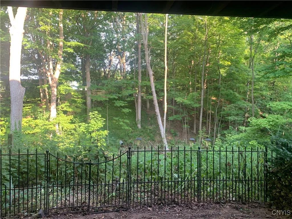285 Cedar Court, Van Buren, New York 13027, Van Buren, New York 13027, 3 Bedrooms Bedrooms, 7 Rooms Rooms,2 BathroomsBathrooms,Residential,Closed,285 Cedar Court, Van Buren, New York 13027,0,S1631315