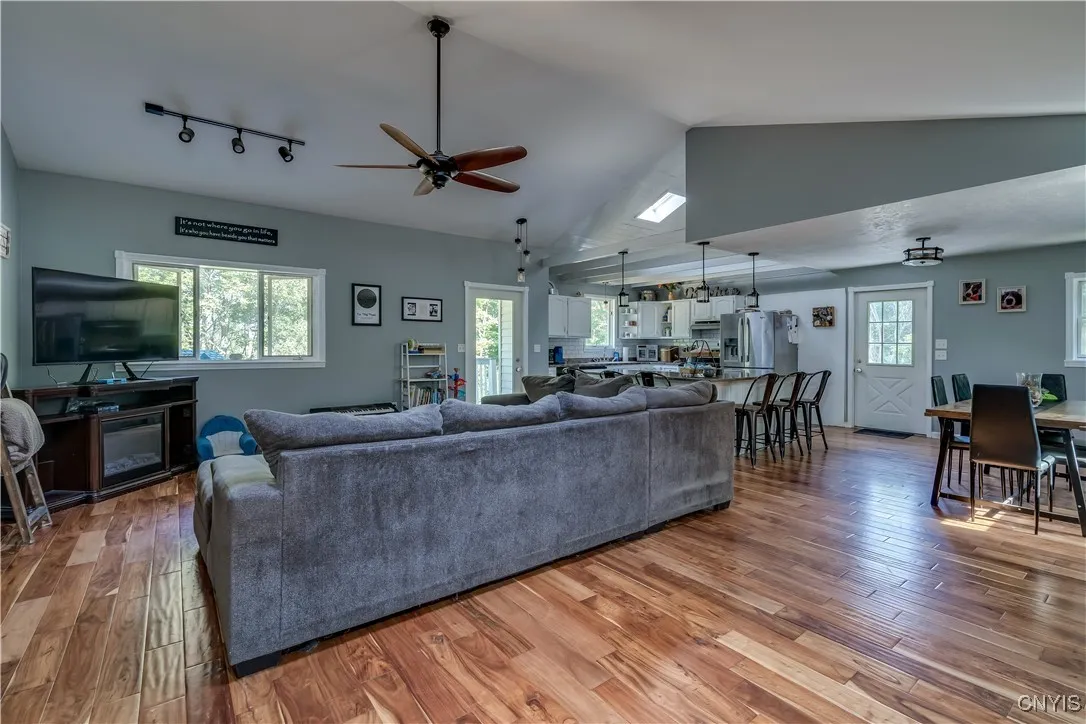 20300 County Route 3, Orleans, New York 13656, Orleans, New York 13656, 4 Bedrooms Bedrooms, 6 Rooms Rooms,2 BathroomsBathrooms,Residential,Closed,20300 County Route 3, Orleans, New York 13656,0,S1631332