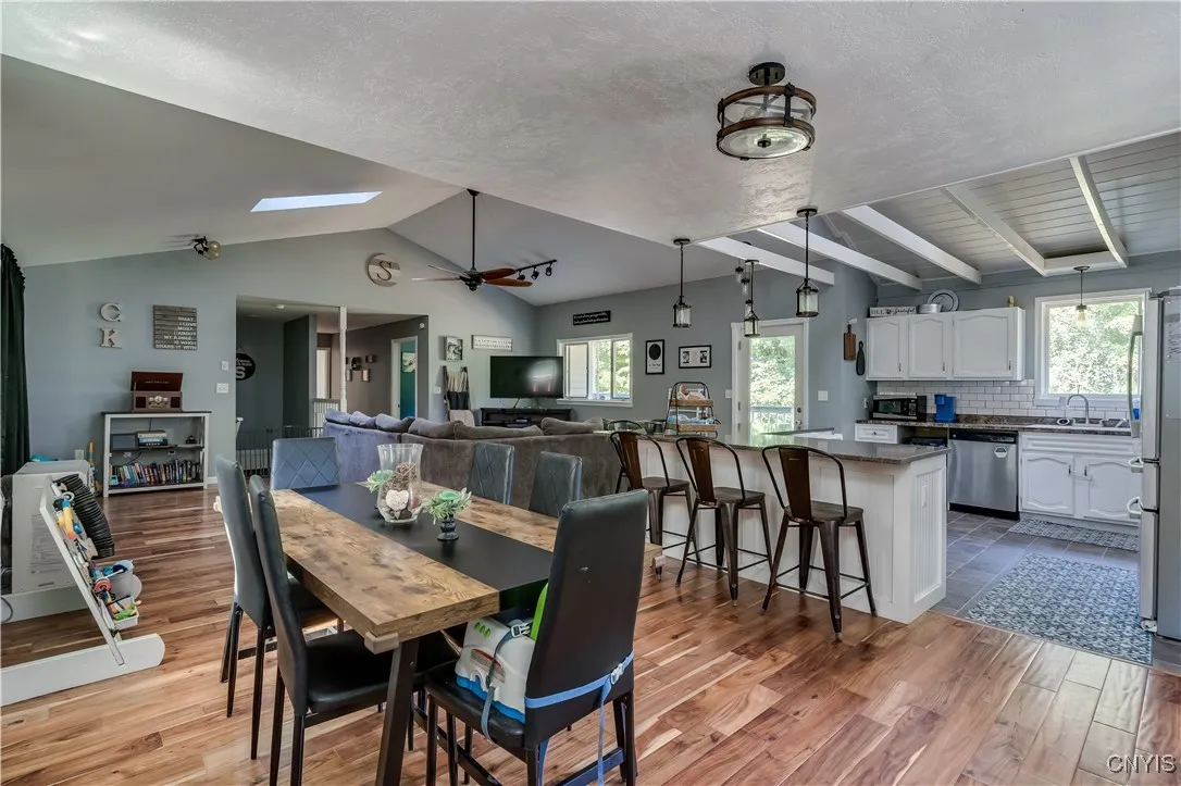 20300 County Route 3, Orleans, New York 13656, Orleans, New York 13656, 4 Bedrooms Bedrooms, 6 Rooms Rooms,2 BathroomsBathrooms,Residential,Closed,20300 County Route 3, Orleans, New York 13656,0,S1631332