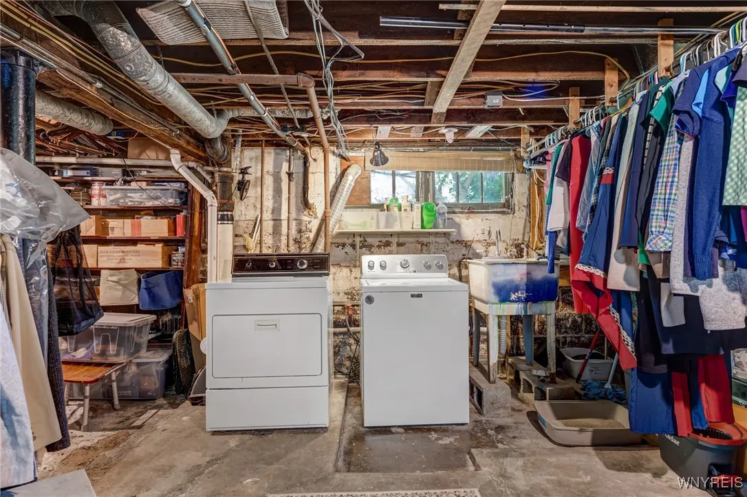 38 Oliver Place, Hamburg, New York 14075, Hamburg, New York 14075, 3 Bedrooms Bedrooms, 10 Rooms Rooms,2 BathroomsBathrooms,Residential,Closed,38 Oliver Place, Hamburg, New York 14075,0,B1631247