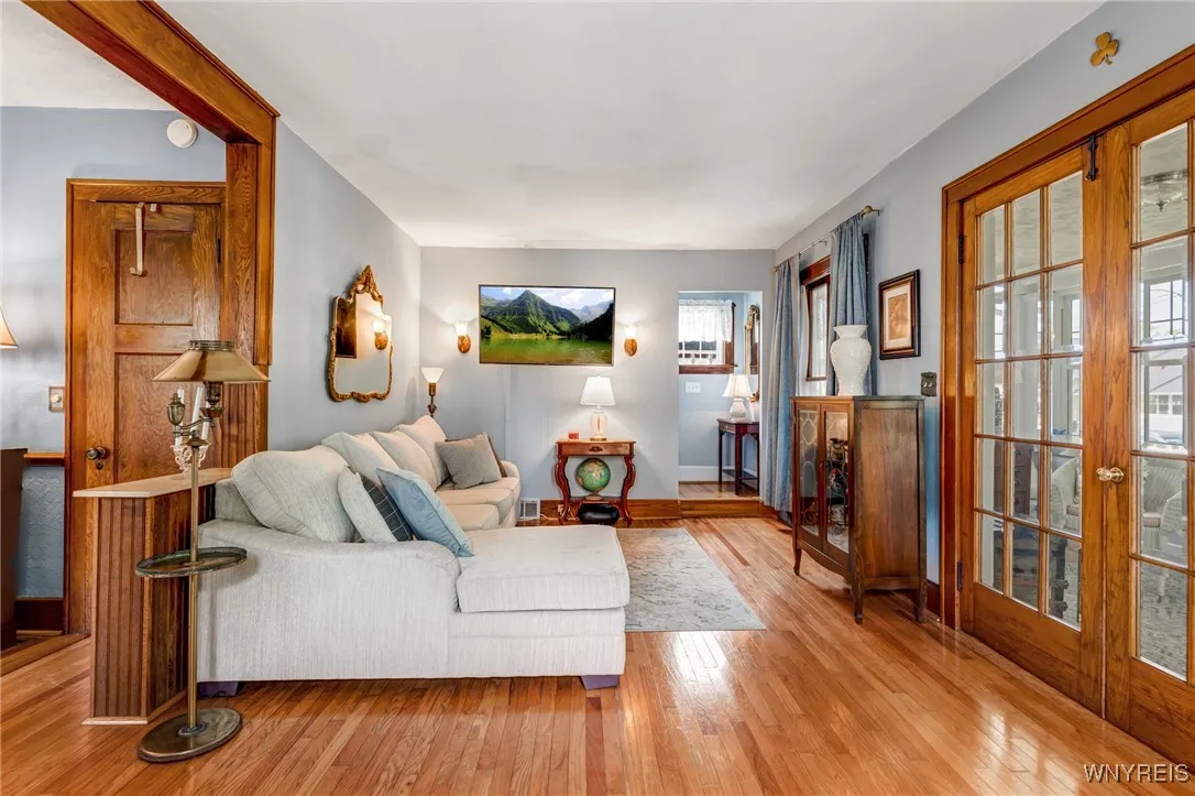 38 Oliver Place, Hamburg, New York 14075, Hamburg, New York 14075, 3 Bedrooms Bedrooms, 10 Rooms Rooms,2 BathroomsBathrooms,Residential,Closed,38 Oliver Place, Hamburg, New York 14075,0,B1631247