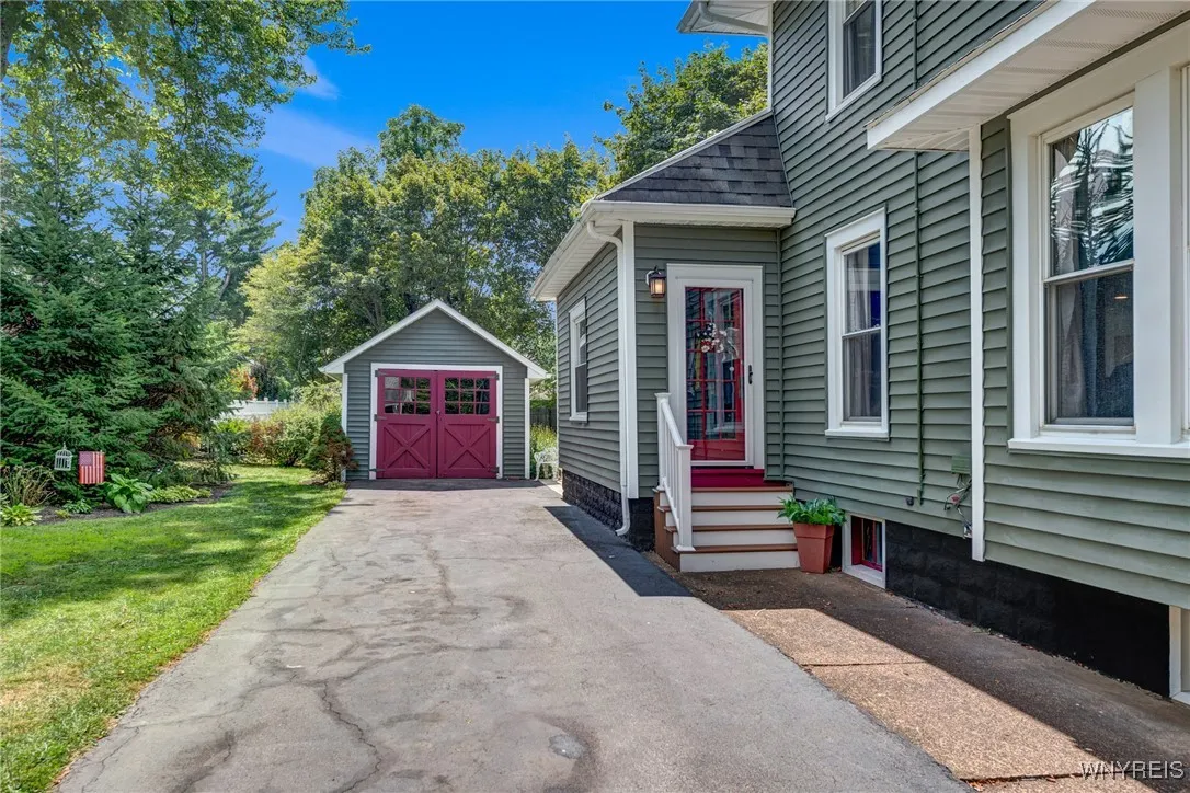 38 Oliver Place, Hamburg, New York 14075, Hamburg, New York 14075, 3 Bedrooms Bedrooms, 10 Rooms Rooms,2 BathroomsBathrooms,Residential,Closed,38 Oliver Place, Hamburg, New York 14075,0,B1631247