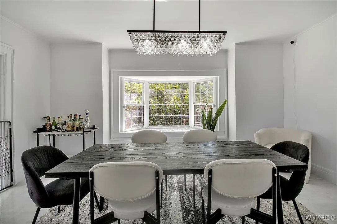 1 Argyle Park, Buffalo, New York 14222, Buffalo, New York 14222, 5 Bedrooms Bedrooms, 9 Rooms Rooms,3 BathroomsBathrooms,Residential,For Sale,1 Argyle Park, Buffalo, New York 14222,B1631366