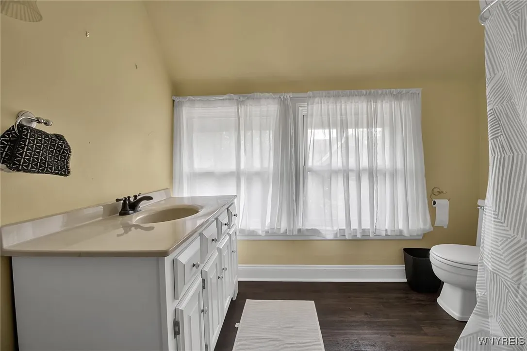 1 Argyle Park, Buffalo, New York 14222, Buffalo, New York 14222, 5 Bedrooms Bedrooms, 9 Rooms Rooms,3 BathroomsBathrooms,Residential,For Sale,1 Argyle Park, Buffalo, New York 14222,B1631366