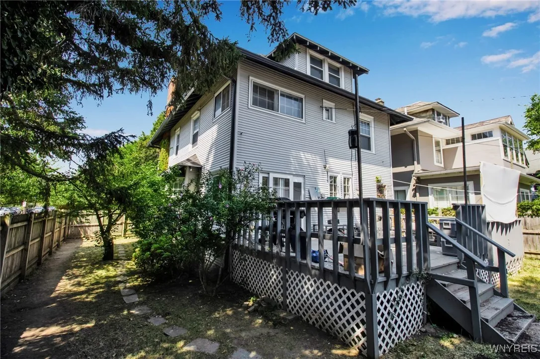 1 Argyle Park, Buffalo, New York 14222, Buffalo, New York 14222, 5 Bedrooms Bedrooms, 9 Rooms Rooms,3 BathroomsBathrooms,Residential,For Sale,1 Argyle Park, Buffalo, New York 14222,B1631366