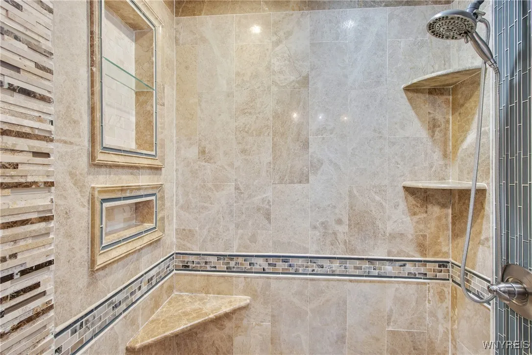 18 Olmstead Avenue, Lancaster, New York 14043, Lancaster, New York 14043, 3 Bedrooms Bedrooms, 7 Rooms Rooms,1 BathroomBathrooms,Residential,Closed,18 Olmstead Avenue, Lancaster, New York 14043,0,B1631390