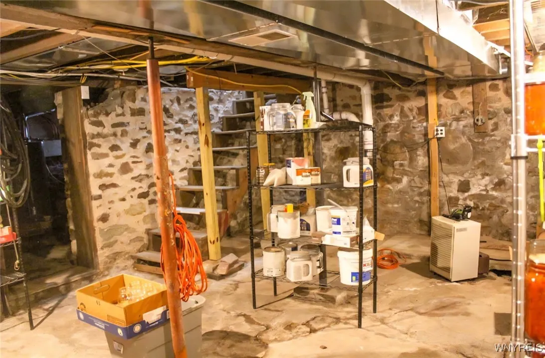 4330 Bolton Road, Royalton, New York 14067, Royalton, New York 14067, 3 Bedrooms Bedrooms, 8 Rooms Rooms,1 BathroomBathrooms,Residential,Closed,4330 Bolton Road, Royalton, New York 14067,0,B1630359