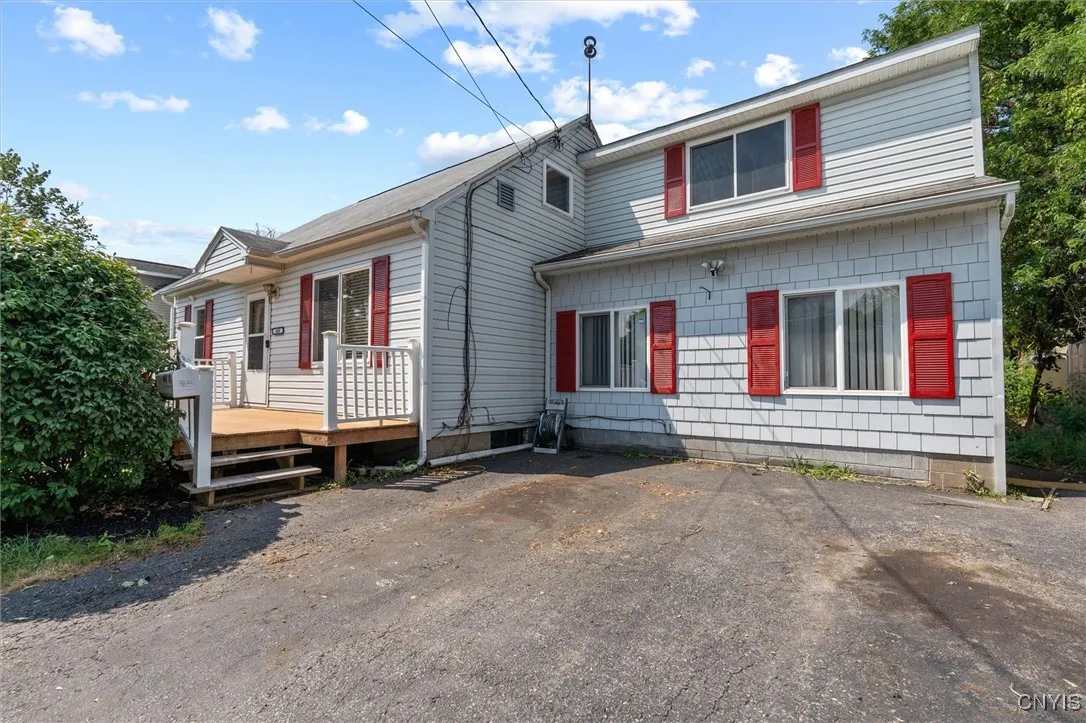 308 Brown Avenue, Salina, New York 13211, Salina, New York 13211, 5 Bedrooms Bedrooms, 8 Rooms Rooms,2 BathroomsBathrooms,Residential,For Sale,308 Brown Avenue, Salina, New York 13211,0,S1631288