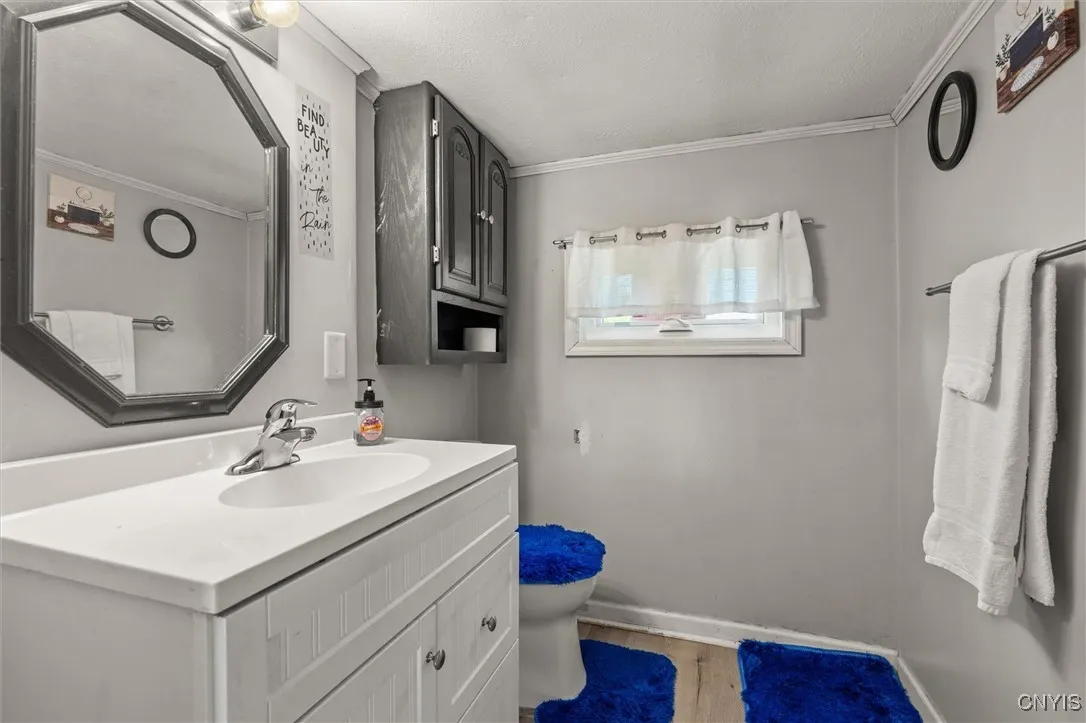 308 Brown Avenue, Salina, New York 13211, Salina, New York 13211, 5 Bedrooms Bedrooms, 8 Rooms Rooms,2 BathroomsBathrooms,Residential,For Sale,308 Brown Avenue, Salina, New York 13211,0,S1631288