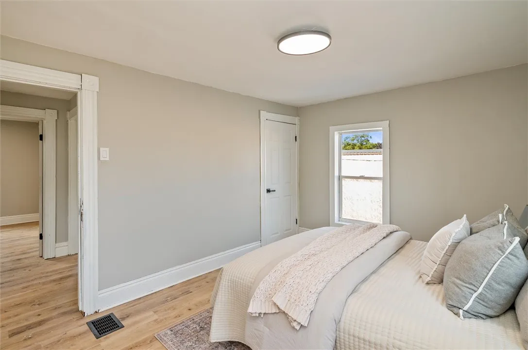 303 Bank Street, Batavia City, New York 14020, Batavia City, New York 14020, 3 Bedrooms Bedrooms, 7 Rooms Rooms,1 BathroomBathrooms,Residential,For Sale,303 Bank Street, Batavia City, New York 14020,0,R1631287