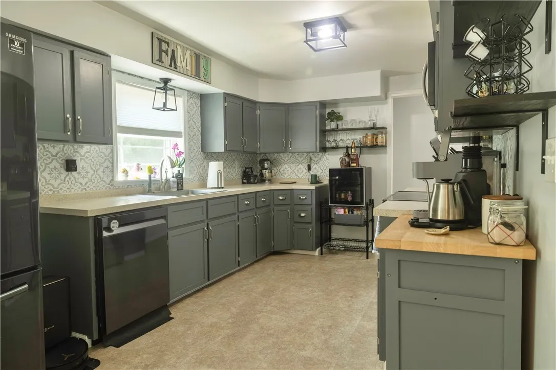 11 Caton Road, Corning City, New York 14830, Corning City, New York 14830, 3 Bedrooms Bedrooms, 7 Rooms Rooms,1 BathroomBathrooms,Residential,Closed,11 Caton Road, Corning City, New York 14830,0,R1631258