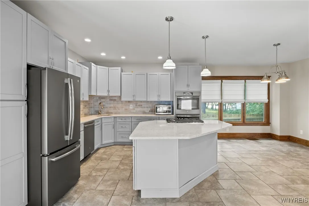 15 Holland Avenue, Lancaster, New York 14086, Lancaster, New York 14086, 3 Bedrooms Bedrooms, 7 Rooms Rooms,2 BathroomsBathrooms,Residential,Closed,15 Holland Avenue, Lancaster, New York 14086,0,B1631245