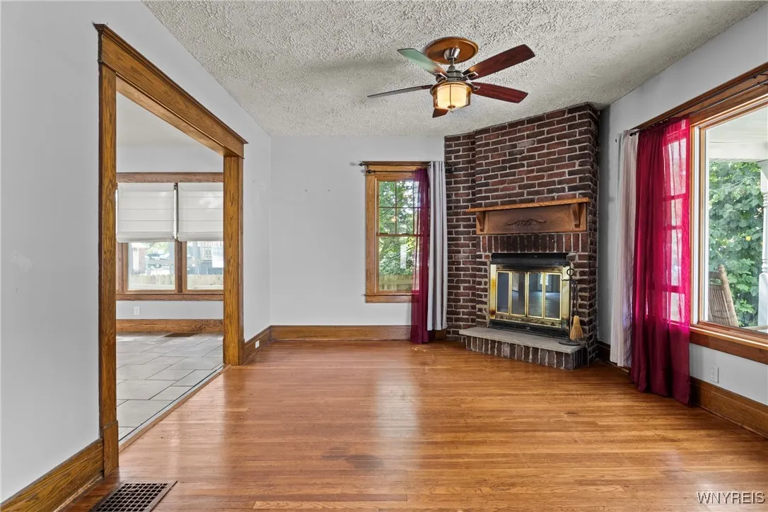 15 Holland Avenue, Lancaster, New York 14086, Lancaster, New York 14086, 3 Bedrooms Bedrooms, 7 Rooms Rooms,2 BathroomsBathrooms,Residential,Closed,15 Holland Avenue, Lancaster, New York 14086,0,B1631245