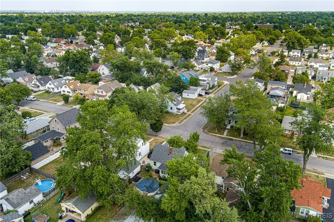 68 Midland Avenue, Tonawanda, New York 14223, Tonawanda, New York 14223, 3 Bedrooms Bedrooms, 6 Rooms Rooms,2 BathroomsBathrooms,Residential,For Sale,68 Midland Avenue, Tonawanda, New York 14223,B1631206
