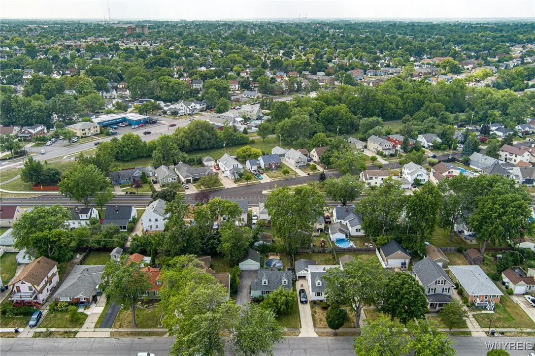 68 Midland Avenue, Tonawanda, New York 14223, Tonawanda, New York 14223, 3 Bedrooms Bedrooms, 6 Rooms Rooms,2 BathroomsBathrooms,Residential,For Sale,68 Midland Avenue, Tonawanda, New York 14223,B1631206