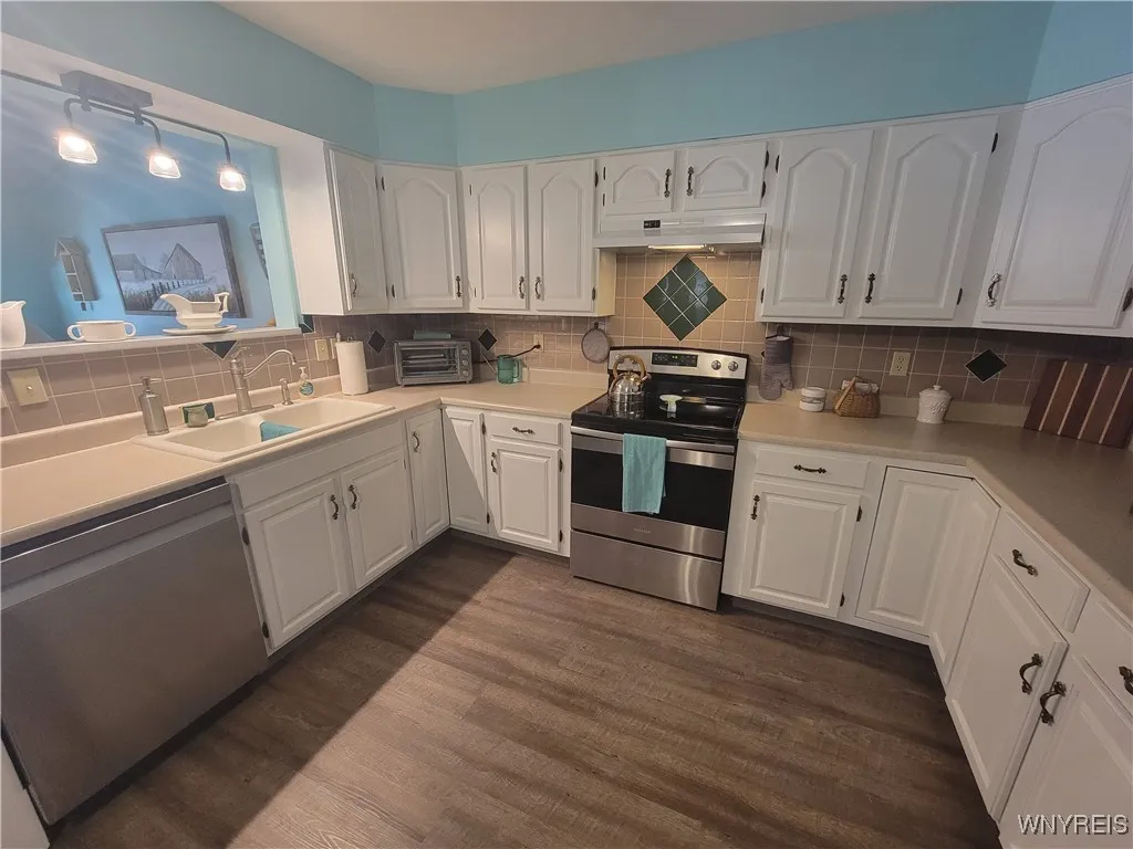 6801 Mulberry Lane B, Lockport Town, New York 1409, Lockport Town, New York 14094, 2 Bedrooms Bedrooms, 5 Rooms Rooms,1 BathroomBathrooms,Residential,For Sale,6801 Mulberry Lane B, Lockport Town, New York 1409,B1631277