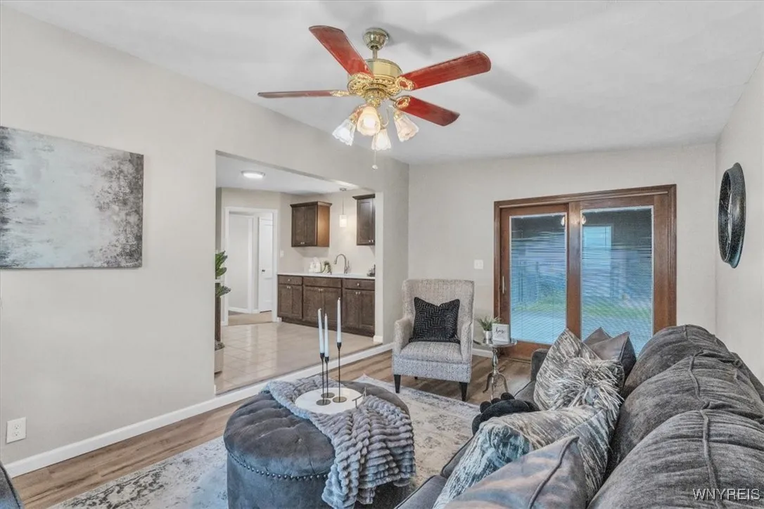 715 82nd Street, Niagara Falls, New York 14304, Niagara Falls, New York 14304, 4 Bedrooms Bedrooms, 10 Rooms Rooms,1 BathroomBathrooms,Residential,Closed,715 82nd Street, Niagara Falls, New York 14304,0,B1630423