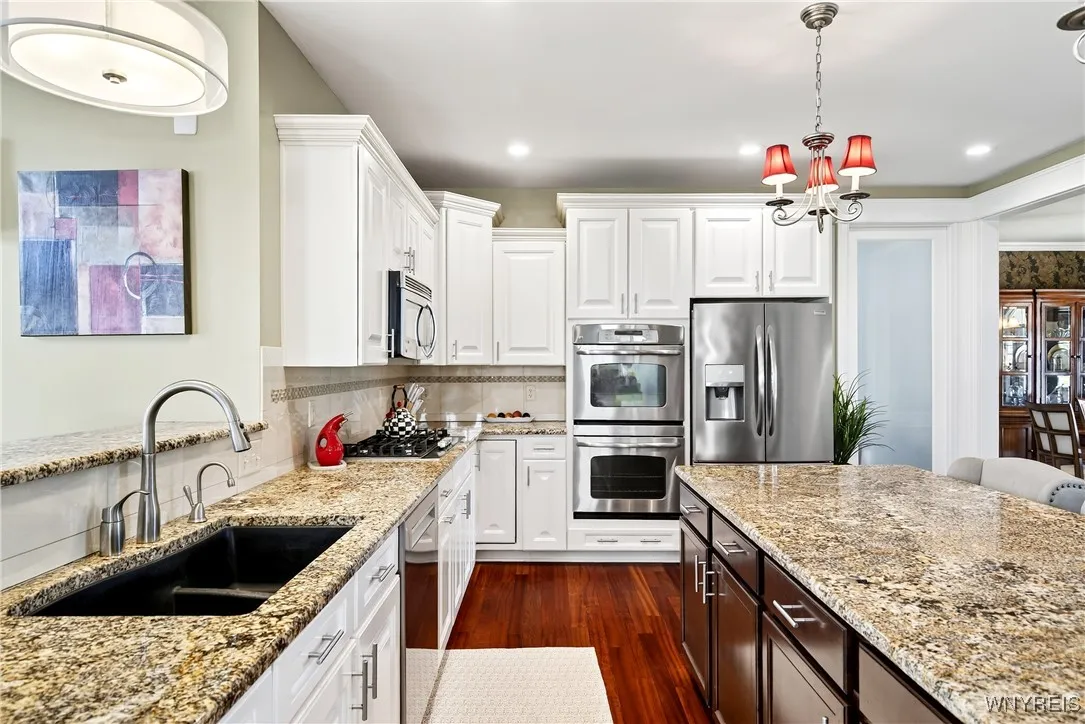 7 Parliament Lane, Lancaster, New York 14086, Lancaster, New York 14086, 4 Bedrooms Bedrooms, 9 Rooms Rooms,3 BathroomsBathrooms,Residential,Closed,7 Parliament Lane, Lancaster, New York 14086,0,B1631388