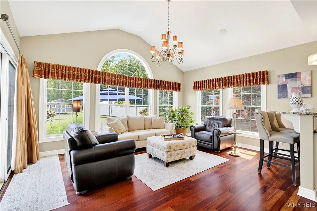 7 Parliament Lane, Lancaster, New York 14086, Lancaster, New York 14086, 4 Bedrooms Bedrooms, 9 Rooms Rooms,3 BathroomsBathrooms,Residential,Closed,7 Parliament Lane, Lancaster, New York 14086,0,B1631388