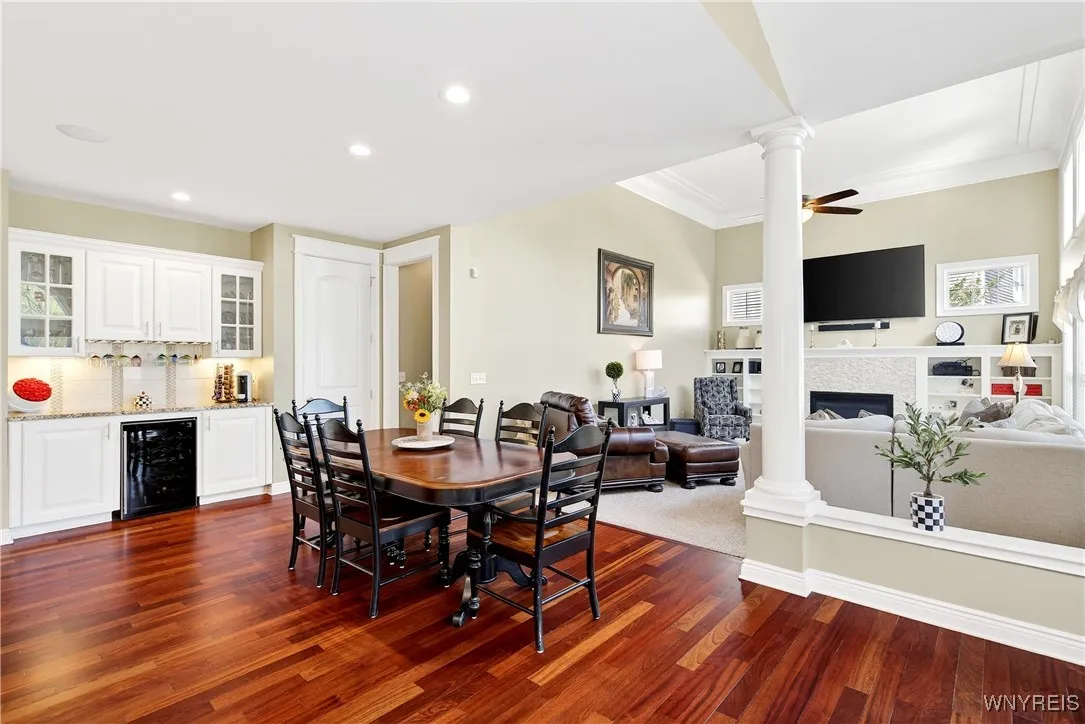 7 Parliament Lane, Lancaster, New York 14086, Lancaster, New York 14086, 4 Bedrooms Bedrooms, 9 Rooms Rooms,3 BathroomsBathrooms,Residential,Closed,7 Parliament Lane, Lancaster, New York 14086,0,B1631388