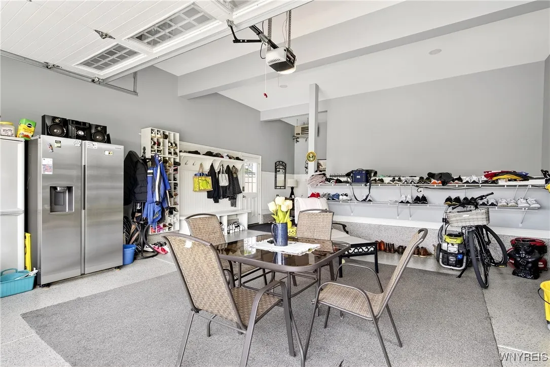 7 Parliament Lane, Lancaster, New York 14086, Lancaster, New York 14086, 4 Bedrooms Bedrooms, 9 Rooms Rooms,3 BathroomsBathrooms,Residential,Closed,7 Parliament Lane, Lancaster, New York 14086,0,B1631388