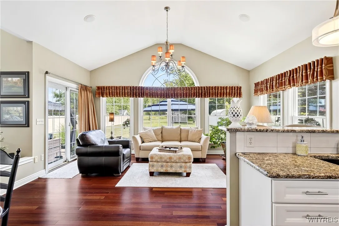 7 Parliament Lane, Lancaster, New York 14086, Lancaster, New York 14086, 4 Bedrooms Bedrooms, 9 Rooms Rooms,3 BathroomsBathrooms,Residential,Closed,7 Parliament Lane, Lancaster, New York 14086,0,B1631388