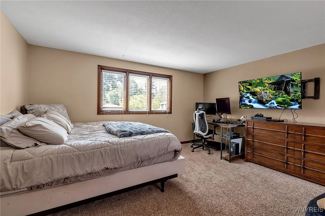 230 Schimwood Court, Amherst, New York 14068, Amherst, New York 14068, 4 Bedrooms Bedrooms, 8 Rooms Rooms,2 BathroomsBathrooms,Residential,For Sale,230 Schimwood Court, Amherst, New York 14068,B1630415