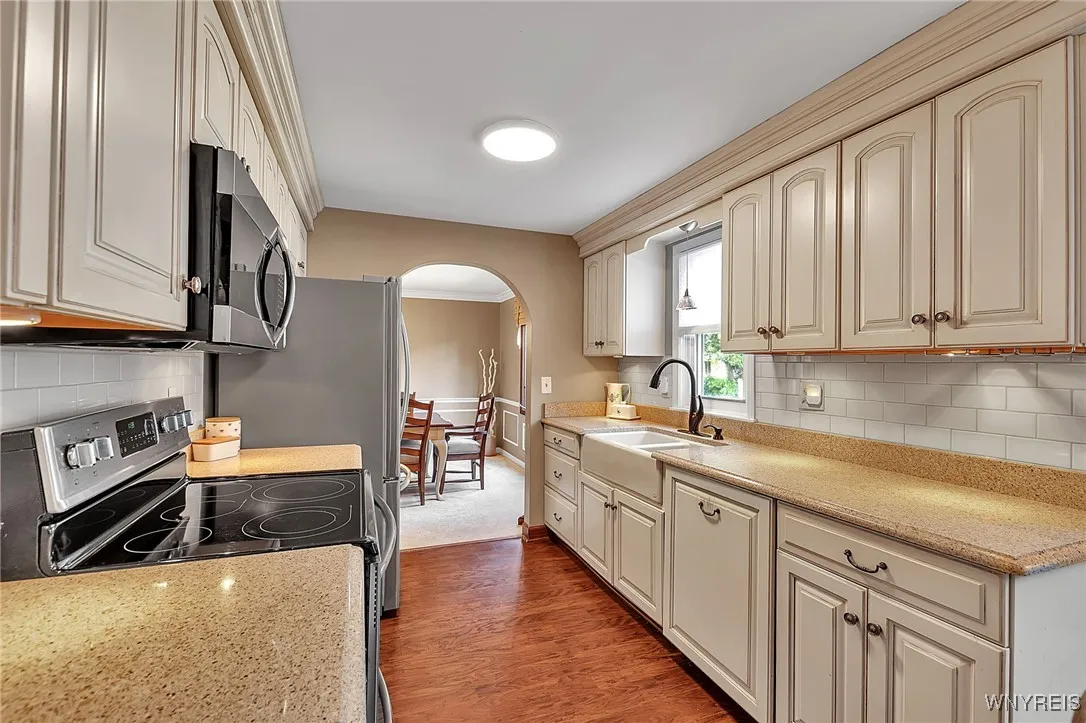 230 Schimwood Court, Amherst, New York 14068, Amherst, New York 14068, 4 Bedrooms Bedrooms, 8 Rooms Rooms,2 BathroomsBathrooms,Residential,For Sale,230 Schimwood Court, Amherst, New York 14068,B1630415