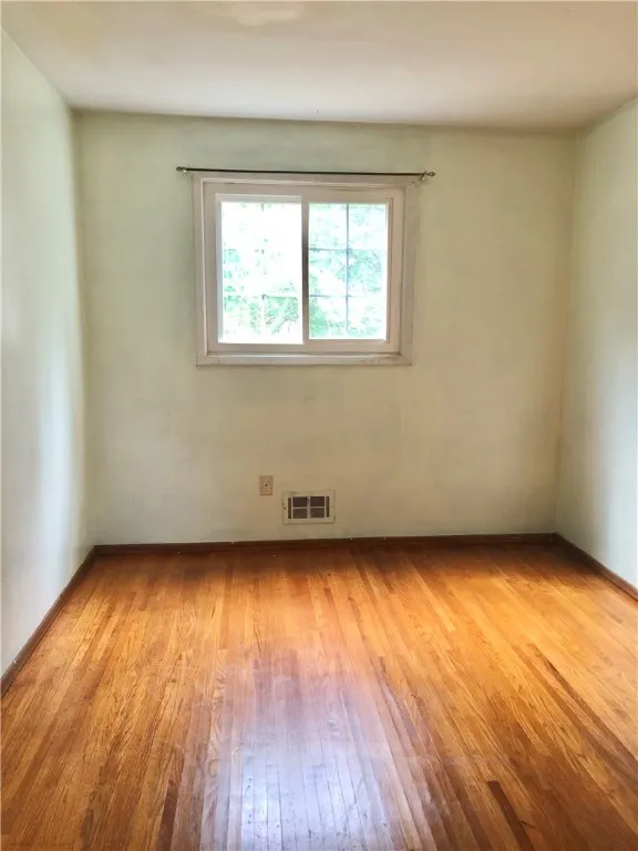 44 Citrus Drive, Gates, New York 14606, Gates, New York 14606, 3 Bedrooms Bedrooms, 8 Rooms Rooms,1 BathroomBathrooms,Residential,Closed,44 Citrus Drive, Gates, New York 14606,0,R1631083