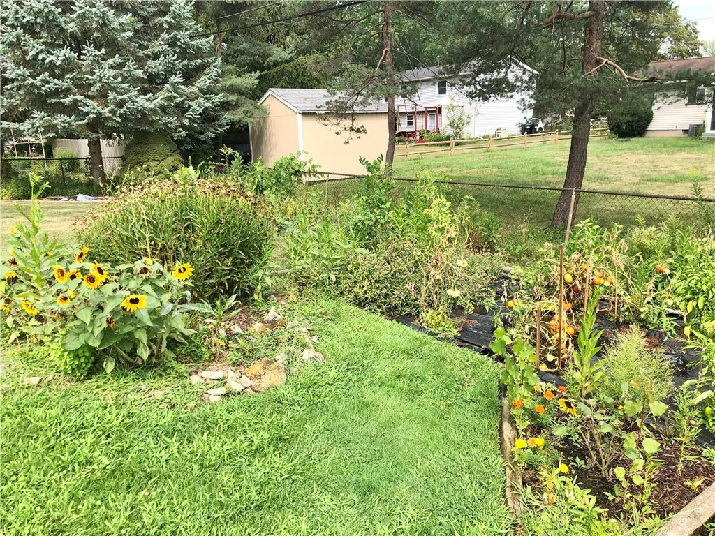 44 Citrus Drive, Gates, New York 14606, Gates, New York 14606, 3 Bedrooms Bedrooms, 8 Rooms Rooms,1 BathroomBathrooms,Residential,Closed,44 Citrus Drive, Gates, New York 14606,0,R1631083