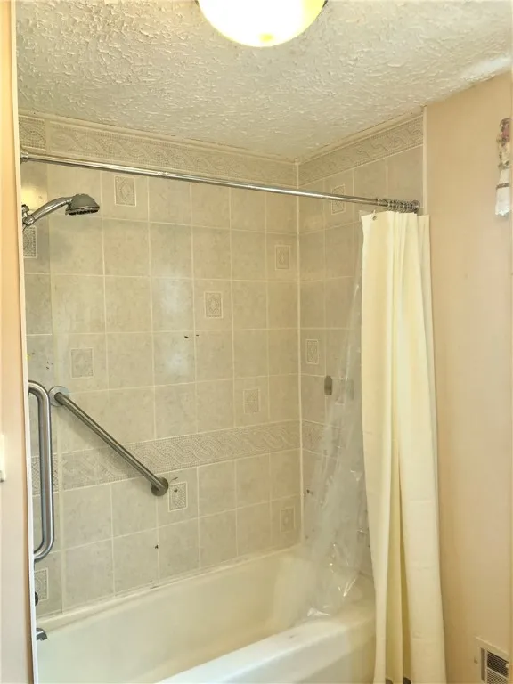 44 Citrus Drive, Gates, New York 14606, Gates, New York 14606, 3 Bedrooms Bedrooms, 8 Rooms Rooms,1 BathroomBathrooms,Residential,Closed,44 Citrus Drive, Gates, New York 14606,0,R1631083