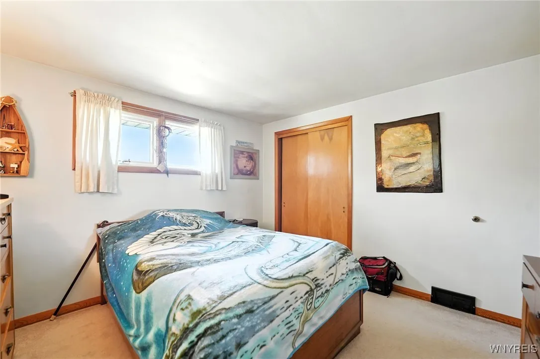168 Leocrest Court, West Seneca, New York 14224, West Seneca, New York 14224, 3 Bedrooms Bedrooms, 7 Rooms Rooms,2 BathroomsBathrooms,Residential,For Sale,168 Leocrest Court, West Seneca, New York 14224,B1631333