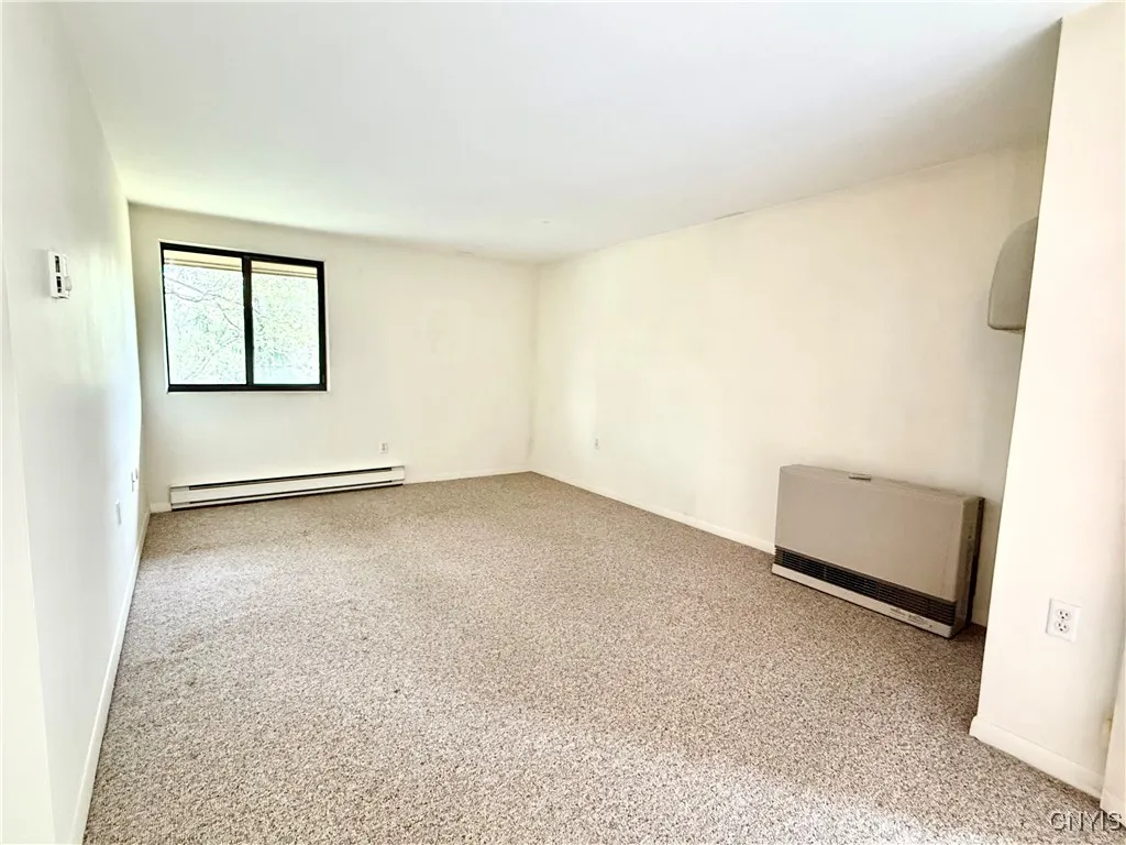 176 Watertree Drive, Dewitt, New York 13057, De Witt, New York 13057, 2 Bedrooms Bedrooms, 5 Rooms Rooms,1 BathroomBathrooms,Residential,Closed,176 Watertree Drive, Dewitt, New York 13057,0,S1630559