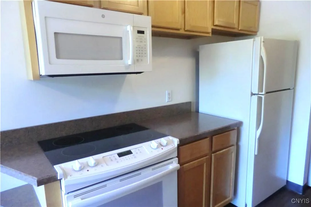 176 Watertree Drive, Dewitt, New York 13057, De Witt, New York 13057, 2 Bedrooms Bedrooms, 5 Rooms Rooms,1 BathroomBathrooms,Residential,Closed,176 Watertree Drive, Dewitt, New York 13057,0,S1630559