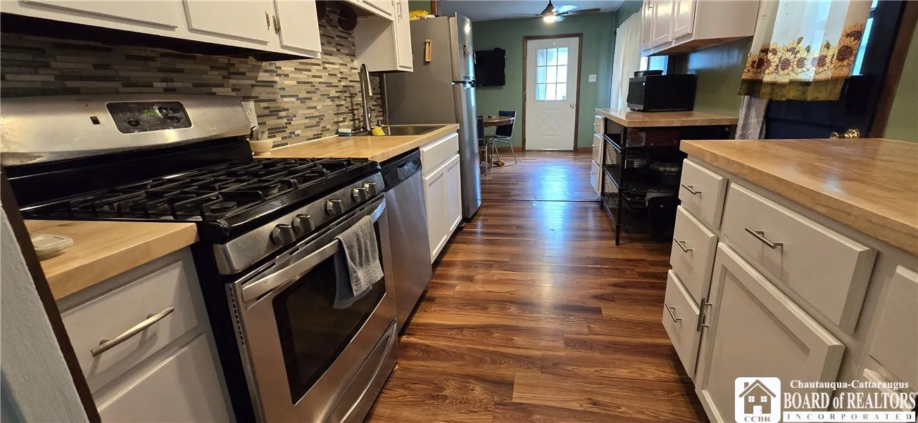 702 Prospect Avenue, Olean, New York 14760, Olean, New York 14760, 2 Bedrooms Bedrooms, 5 Rooms Rooms,1 BathroomBathrooms,Residential,Closed,702 Prospect Avenue, Olean, New York 14760,0,R1631436