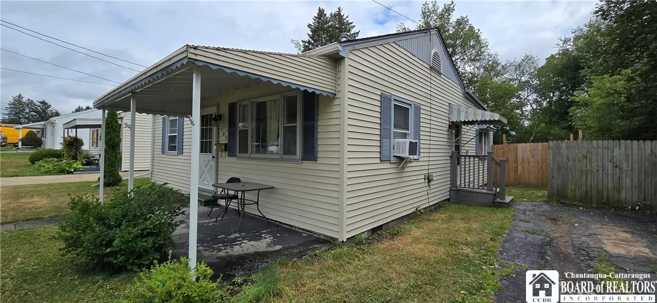 702 Prospect Avenue, Olean, New York 14760, Olean, New York 14760, 2 Bedrooms Bedrooms, 5 Rooms Rooms,1 BathroomBathrooms,Residential,Closed,702 Prospect Avenue, Olean, New York 14760,0,R1631436