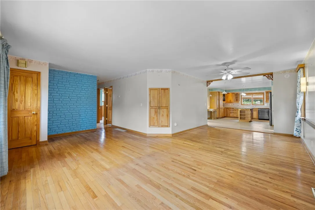 15 Palamino Drive, Henrietta, New York 14623, Henrietta, New York 14623, 3 Bedrooms Bedrooms, 6 Rooms Rooms,1 BathroomBathrooms,Residential,Closed,15 Palamino Drive, Henrietta, New York 14623,0,R1630810