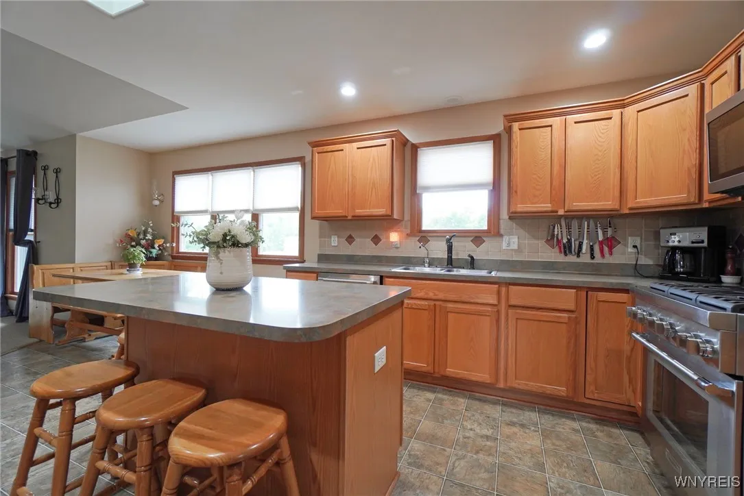 7570 Cedar Street, Newstead, New York 14001, Newstead, New York 14001, 3 Bedrooms Bedrooms, 6 Rooms Rooms,2 BathroomsBathrooms,Residential,Closed,7570 Cedar Street, Newstead, New York 14001,0,B1618495