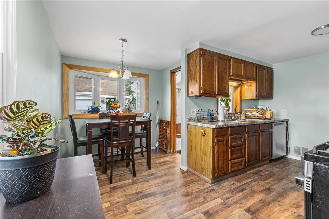 497 Falstaff Road, Irondequoit, New York 14609, Irondequoit, New York 14609, 3 Bedrooms Bedrooms, 7 Rooms Rooms,2 BathroomsBathrooms,Residential,Closed,497 Falstaff Road, Irondequoit, New York 14609,0,R1631472