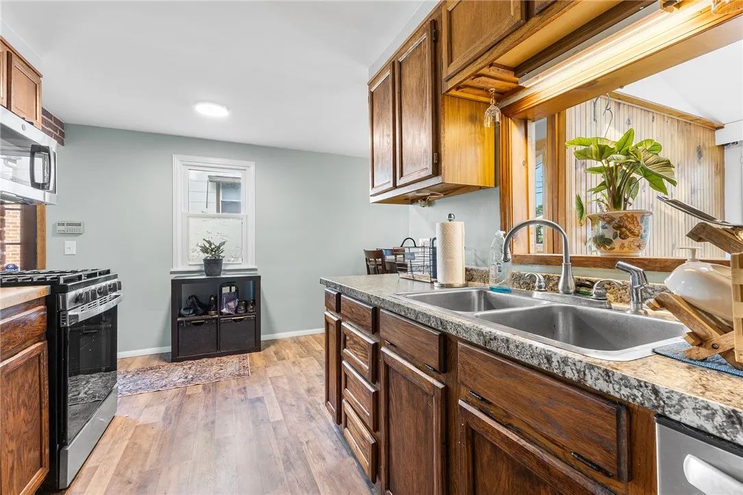 497 Falstaff Road, Irondequoit, New York 14609, Irondequoit, New York 14609, 3 Bedrooms Bedrooms, 7 Rooms Rooms,2 BathroomsBathrooms,Residential,Closed,497 Falstaff Road, Irondequoit, New York 14609,0,R1631472