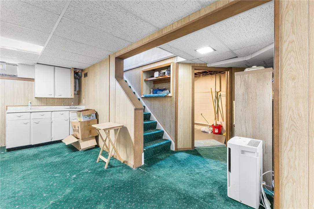 497 Falstaff Road, Irondequoit, New York 14609, Irondequoit, New York 14609, 3 Bedrooms Bedrooms, 7 Rooms Rooms,2 BathroomsBathrooms,Residential,Closed,497 Falstaff Road, Irondequoit, New York 14609,0,R1631472