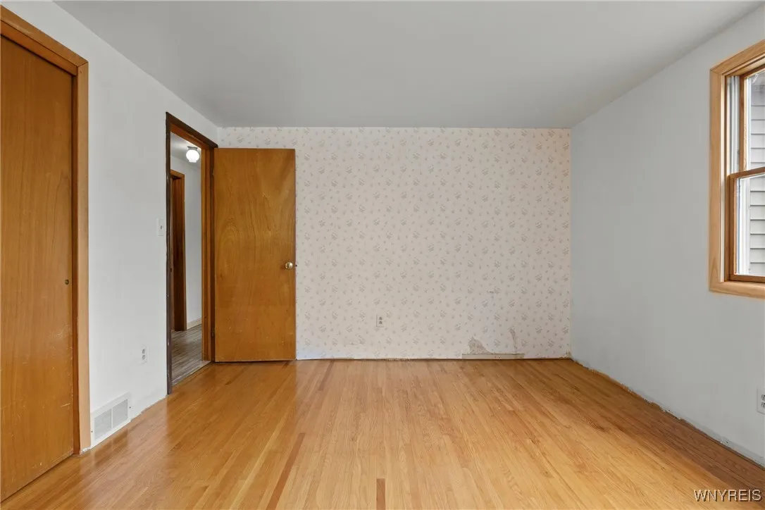113 Rondelay Drive, Cheektowaga, New York 14227, Cheektowaga, New York 14227, 4 Bedrooms Bedrooms, 6 Rooms Rooms,1 BathroomBathrooms,Residential,For Sale,113 Rondelay Drive, Cheektowaga, New York 14227,0,B1631414